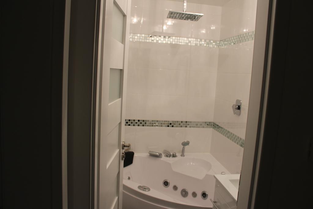Apartman Relax So Saunou A Jakuzzi Namestovo Room photo